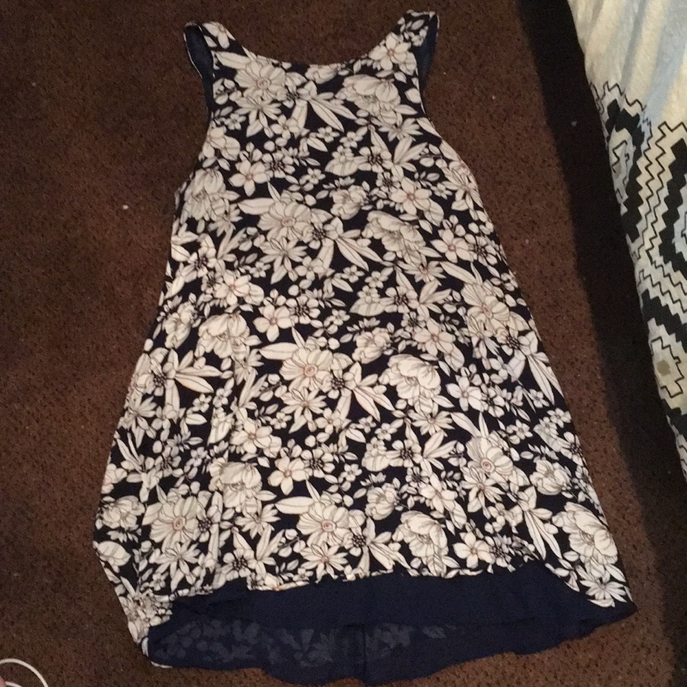 Cute floral dress! Forever 21!